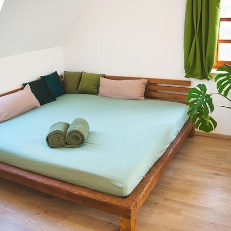 Luxus Apartment! Kueche, Balkon, Netflix, Parkplatz - 8 Personen Ilmmunster Exterior photo