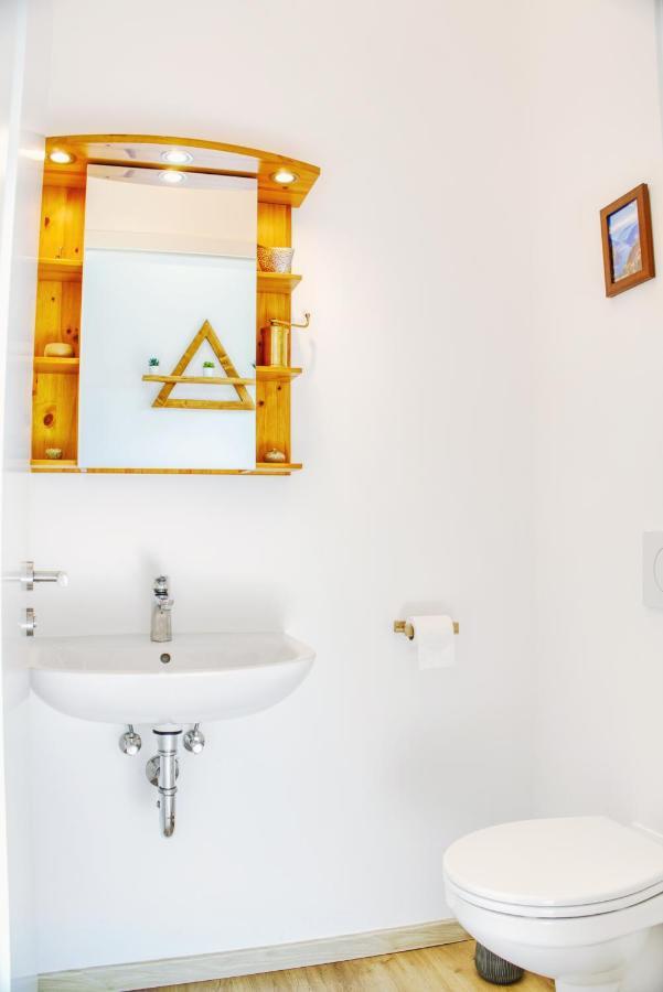 Luxus Apartment! Kueche, Balkon, Netflix, Parkplatz - 8 Personen Ilmmunster Exterior photo